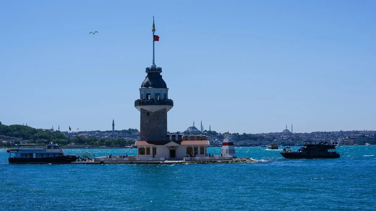 Meteoroloji 5 günlük haritayı paylaştı: Yaz güneşi yerini sağanağa bırakacak