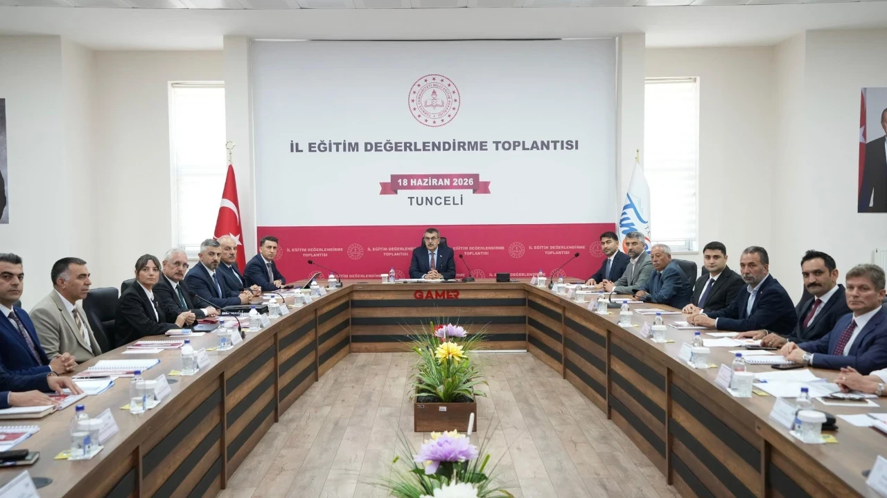 Bakan Tekin: Tunceli'de öğrenci sayımız hızla düşüyor
