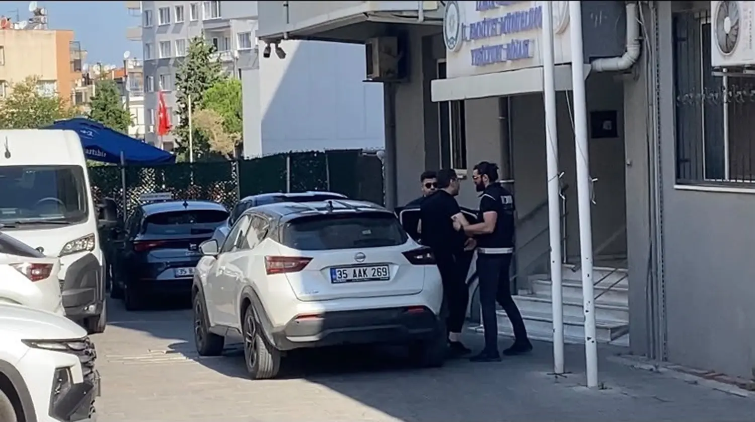 Balçova Belediye Başkanı ve 2 şüpheli adliyede