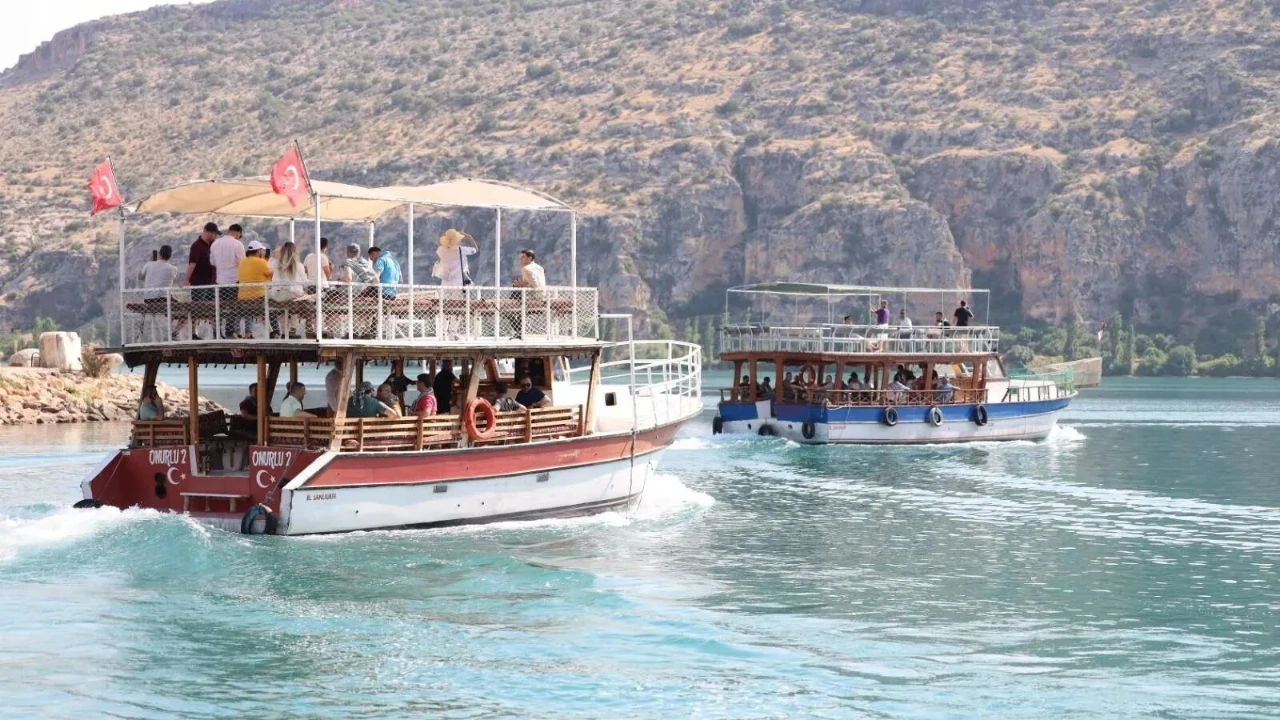 Tekne ücreti tartışması kavgaya dönüştü: 1’i ağır 3 kişi yaralandı