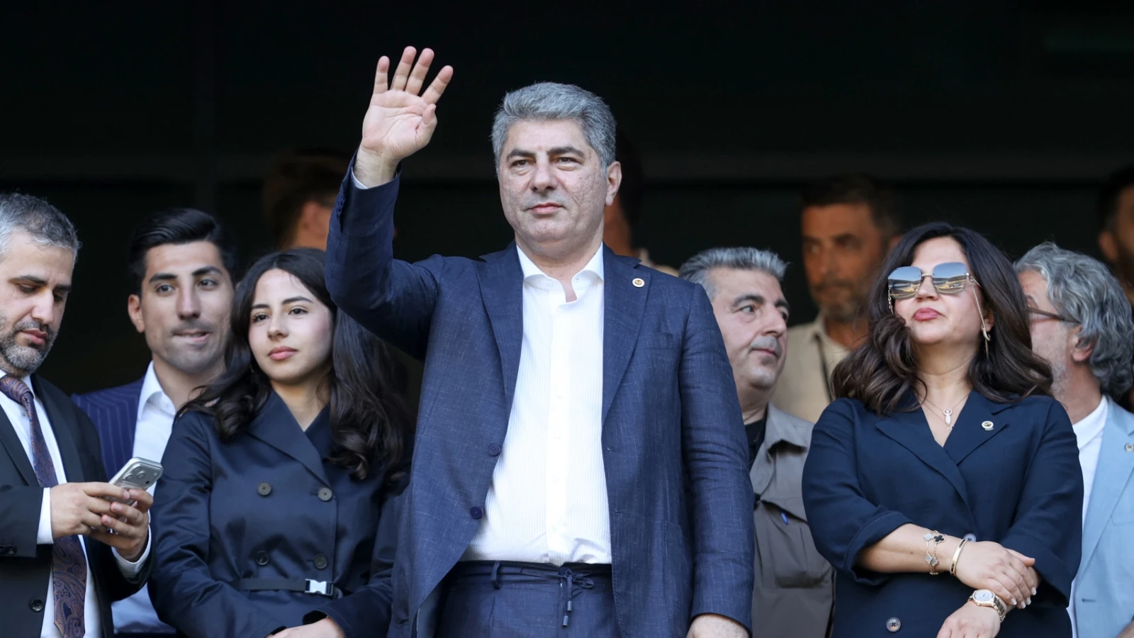 Seçim sonrası Hakan Safi'den tebrik: Camia eskiyi tercih etti