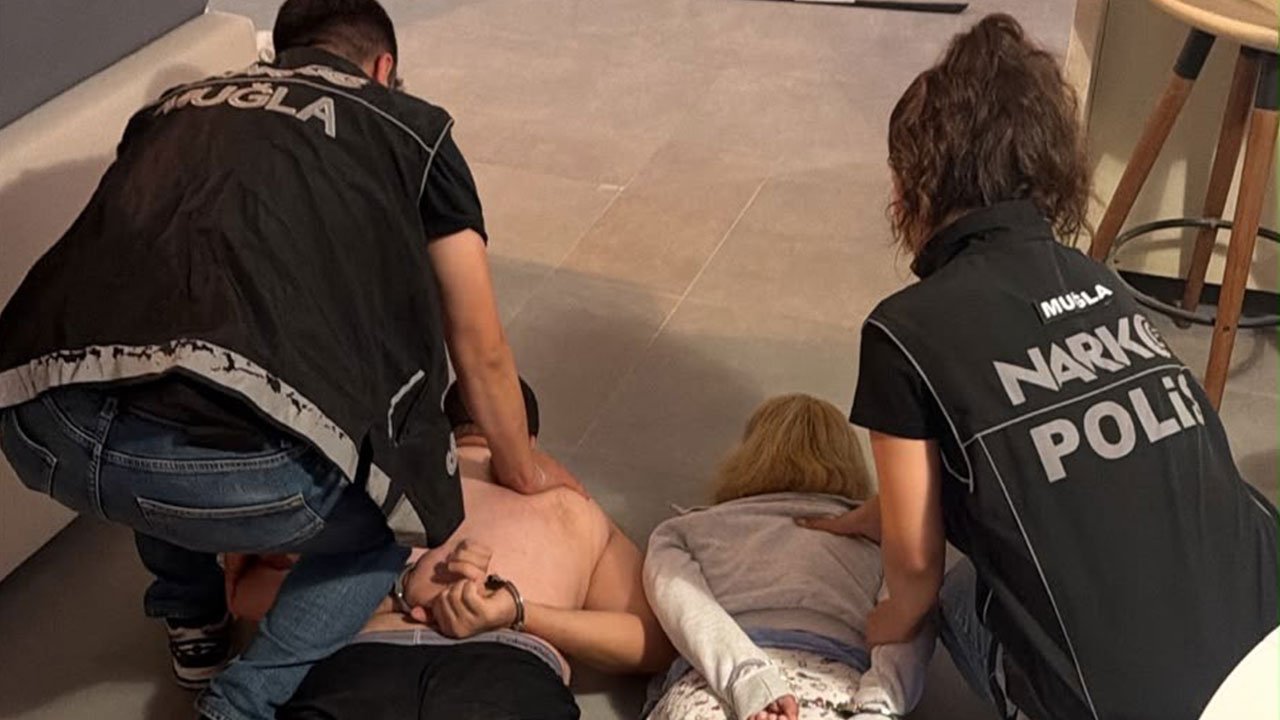 MİT ile Emniyet'ten ortak operasyon! Kırmızı bültenle aranan kişi Muğla'da yakalandı