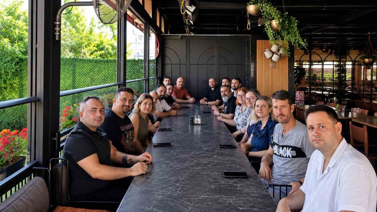 Bandırma'da Veteriner Hekimlerden Mesleki İstişare Toplantısı