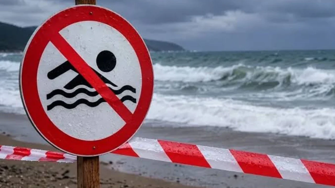 Zonguldak'ta denize girişler iki gün yasaklandı