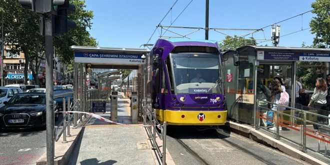 Kabataş-Bağcılar Tramvay Hattı'nda seferler aksadı