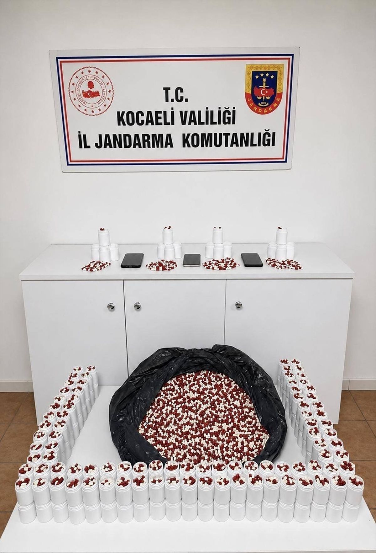 Kocaeli'de uyuşturucu operasyonunda 5 zanlı yakalandı