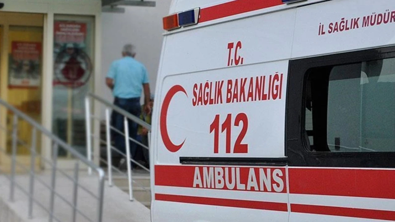 Site içerisinde kaybolan 2 yaşındaki çocuk havuzda ölü bulundu
