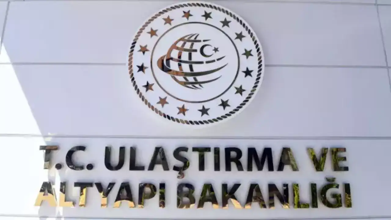 Ulaştırma ve Altyapı Bakanlığı Bakan Yardımcılığına Ahmet Hamdi Atalay atandı