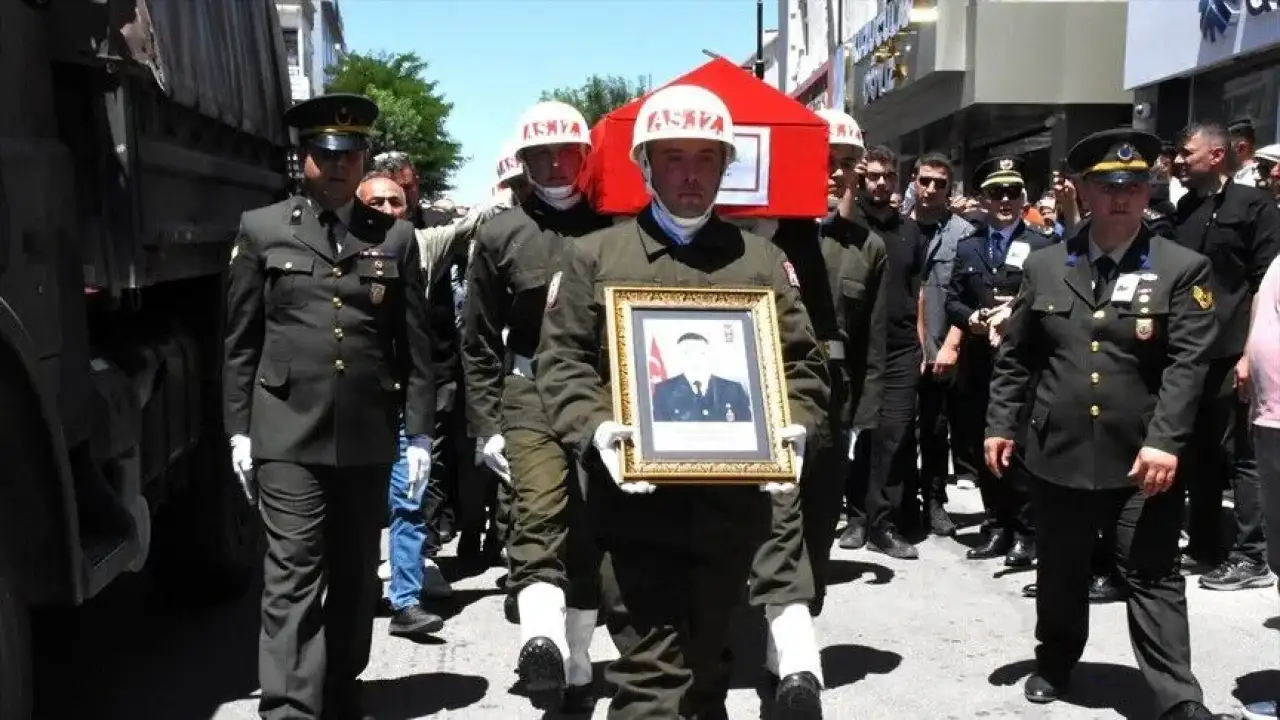 Şehit Uzman Çavuş Abdurrahman Hilal son yolculuğuna uğurlandı