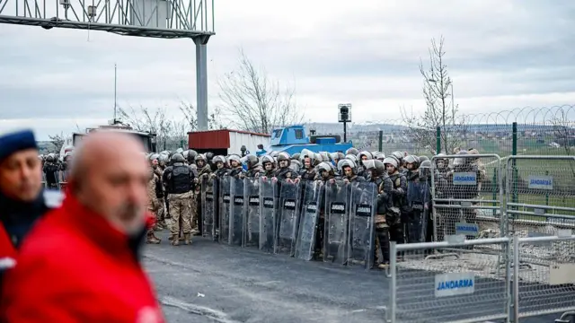 İBB davasında savunma süresi gerginliği: İmamoğlu salondan çıkarıldı