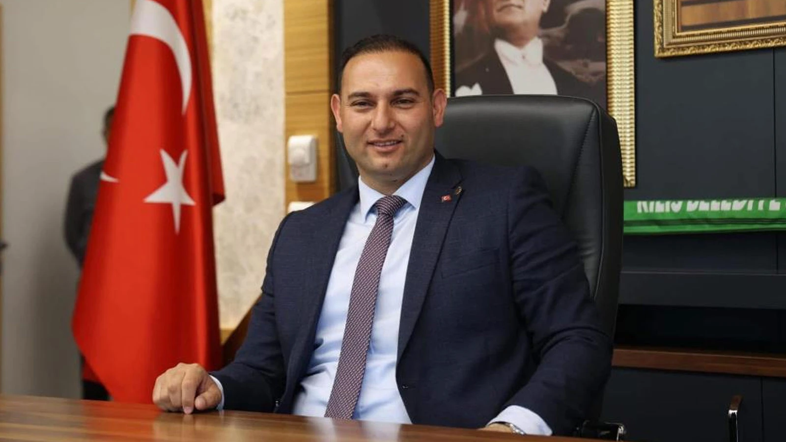 Kilis Belediye Başkanı Hakan Bilecen CHP'den istifa etti