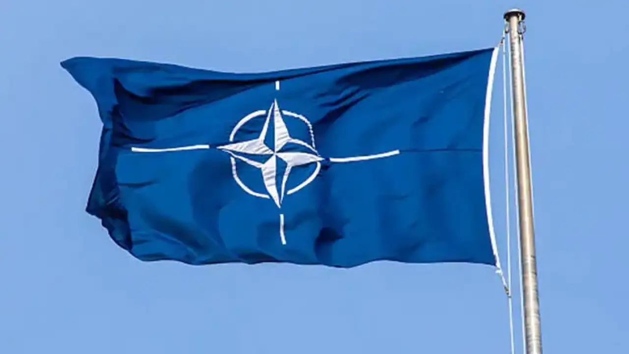 NATO’dan Rutte’nin "İtalya’dan 500 ABD uçağı kalktı" çıkışına geri adım! "Lojistik destek kastedildi"