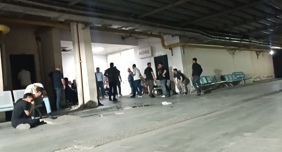 Batman'da otomobilden düşen genç hayatını kaybetti