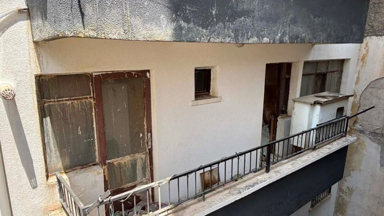 Kötü koku ekipleri harekete geçirdi! Yaşlı çiftin evinden çıkanlar şoke etti
