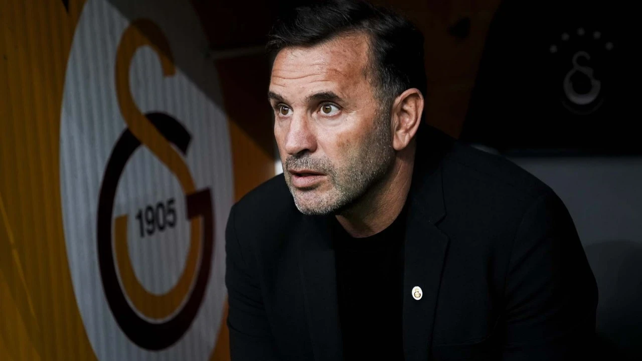 Okan Buruk transfer edilecek futbolcu sayısını açıkladı! Yıldız ismine gidişine kapıyı kapattı: “Devam etmesini istiyorum”