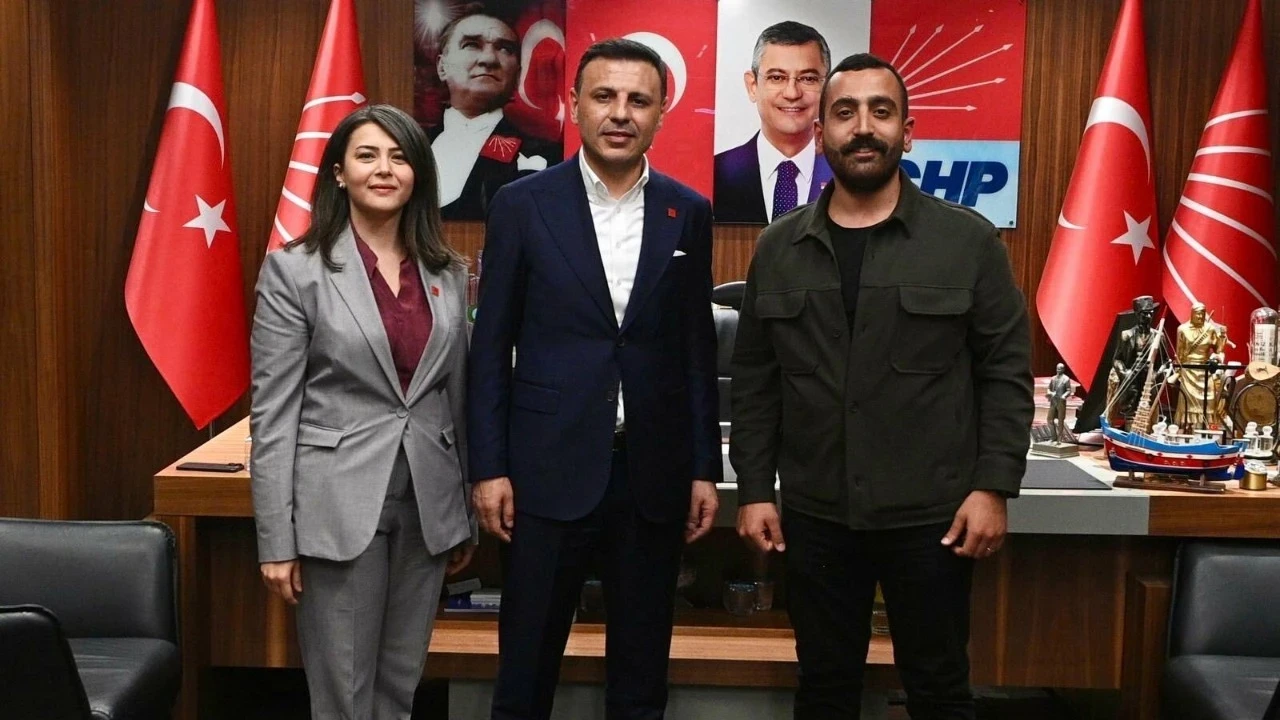 Özgür Çelik'ten CHP İstanbul İl Başkanlığı'ndaki yeni atamalara tepki