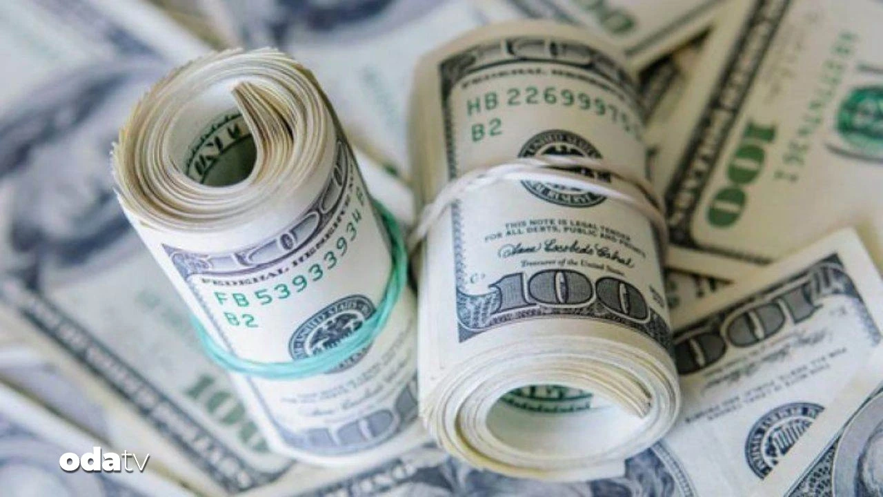 Dolar tüm zamanların rekorunu kırdı