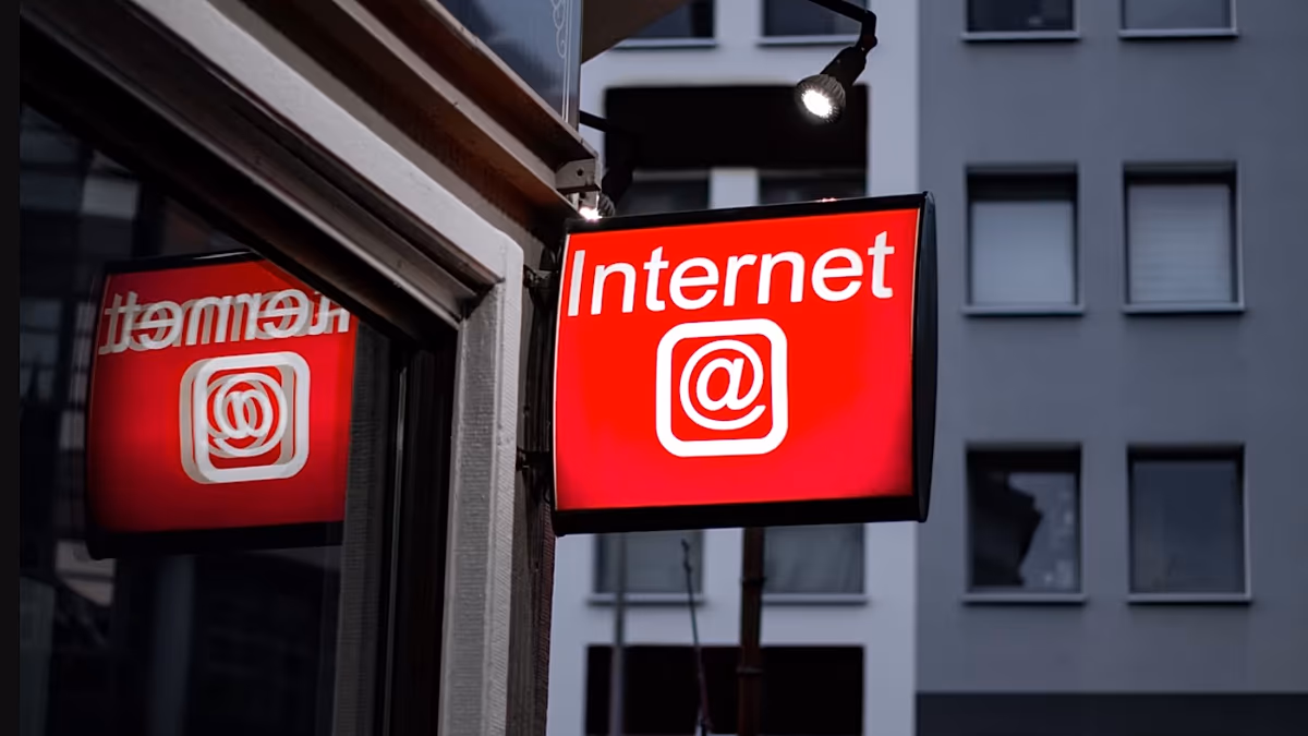 Botlar ilk kez internet trafiğinde insanları geride bıraktı