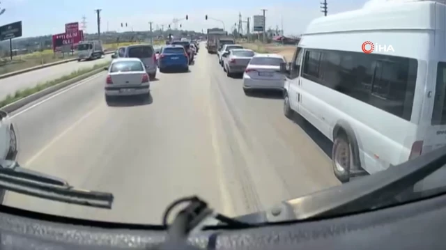 Osmaniye'de itfaiyeye 'fermuar' sistemiyle hayat koridoru
