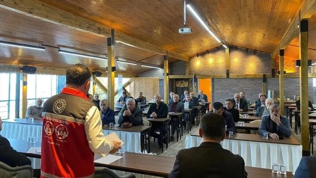 Aile ve Sosyal Hizmetler Bakanlığı anlattı: 81 ilde 23 bin 150 muhtara ulaşıldı!