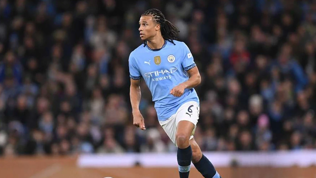 Fenerbahçe, Hollandalı stoper Nathan Ake'yi kadrosuna kattı