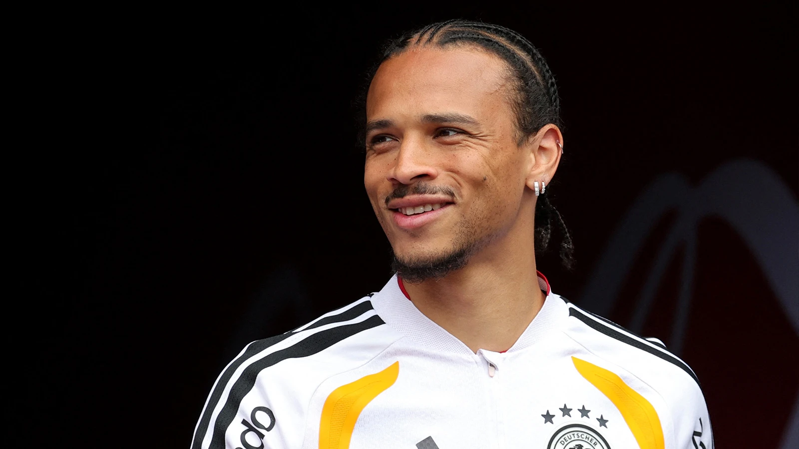 Leroy Sane, Almanya'da büyük övgü topladı: "Sane'yi Dünya Kupası'nda tam olarak böyle görmek istiyoruz!"