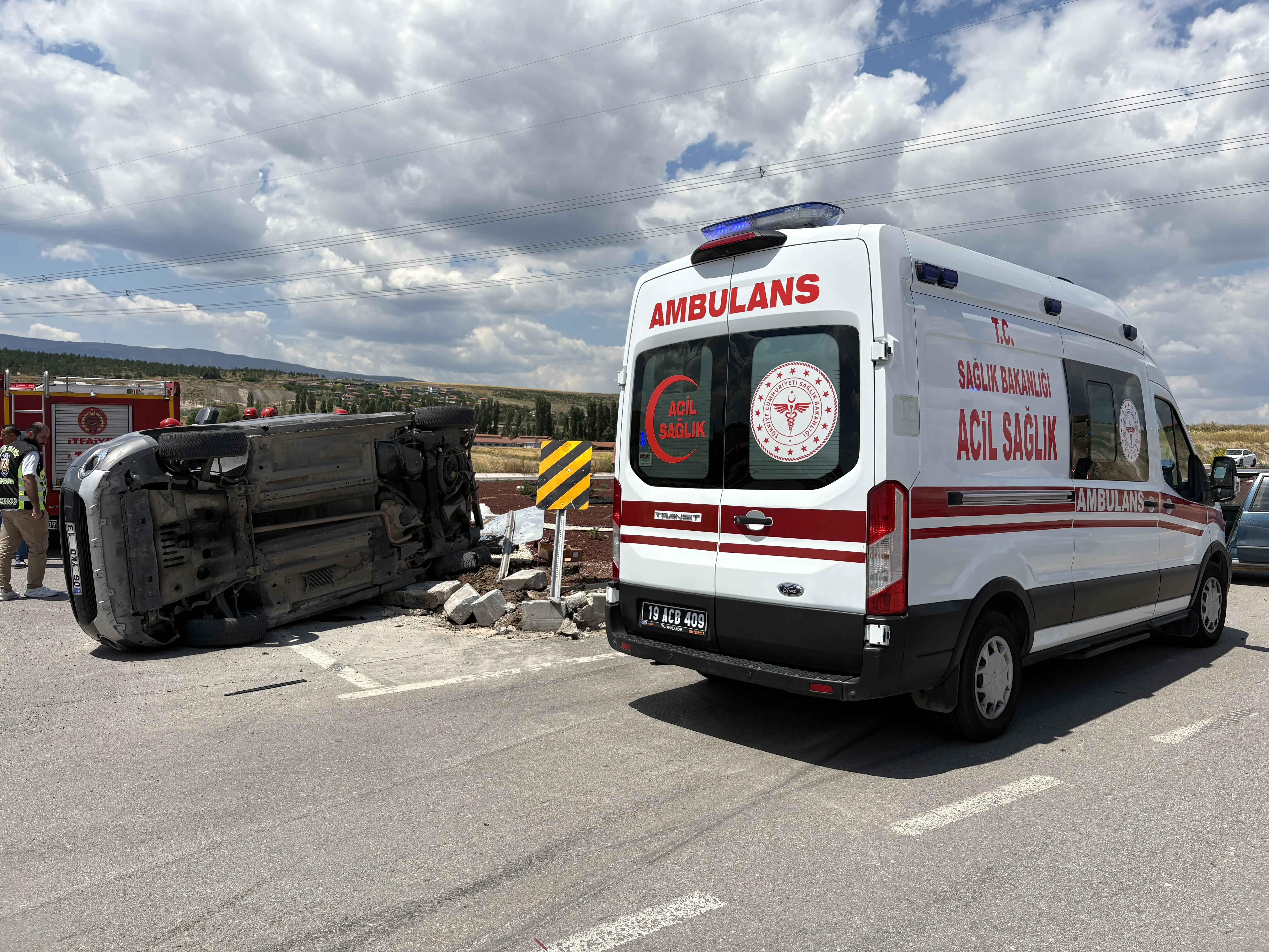 Katliam gibi kazada 5 yaralı! Takla atarak durabildi