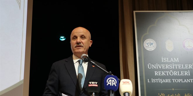 Özvar: Gazzeli hekimler Türk üniversitelerinde uzmanlık eğitimi alacak