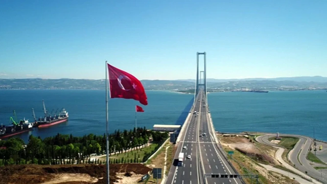 Otoyol ve Köprü Ücretlerine Zam: İşte Yeni Fiyatlar