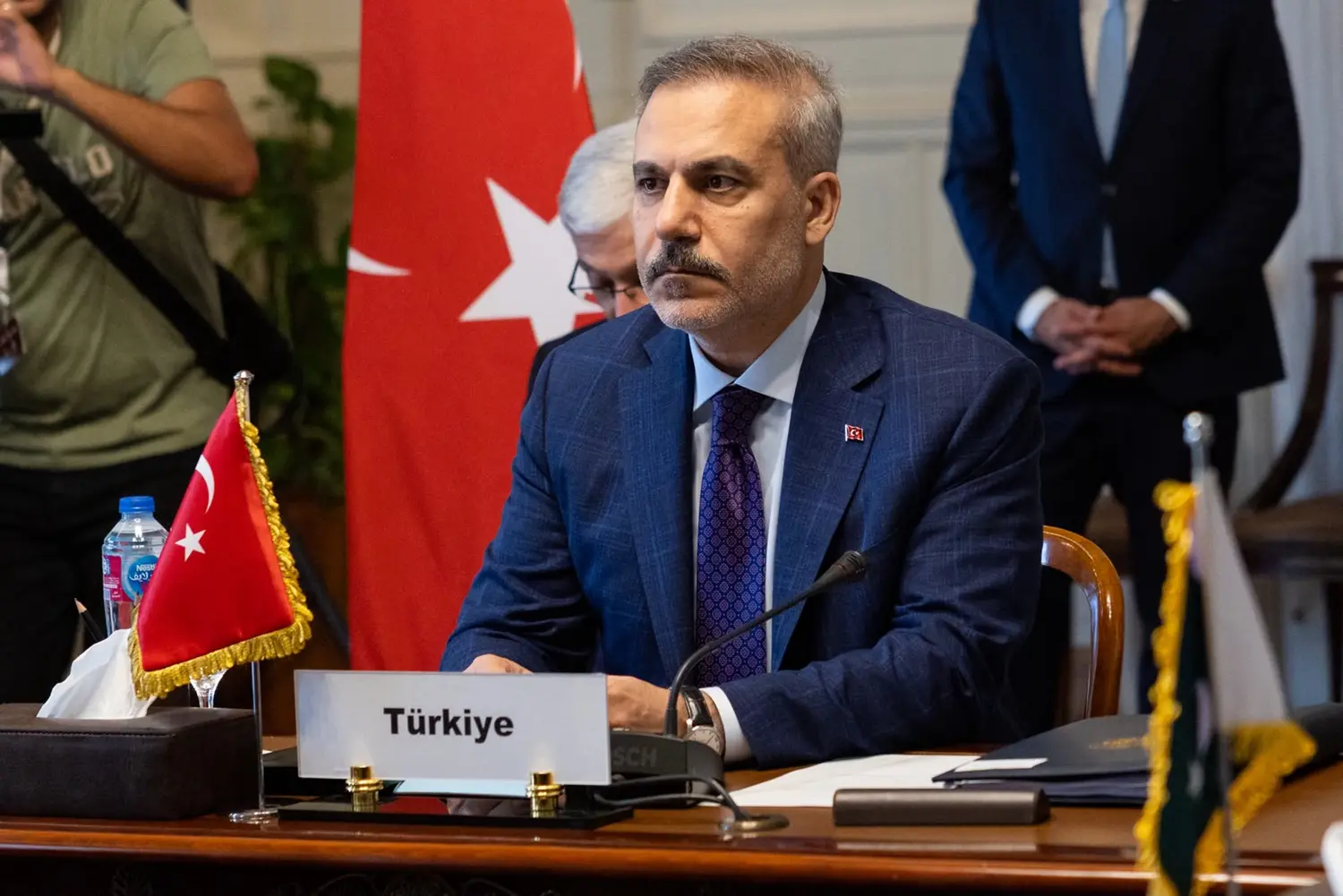 ABD-İran İsviçre'de masaya oturdu! Bakan Fidan: Köşede bekleyen bir İsrail var