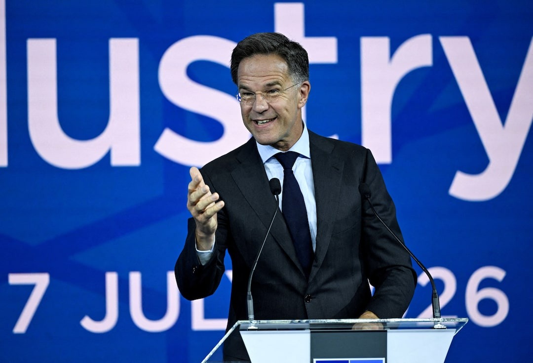 Rutte'den savunma sanayiinde "devrim" çağrısı: "Makinelerin uğultusu kükremeye dönüşmeli"