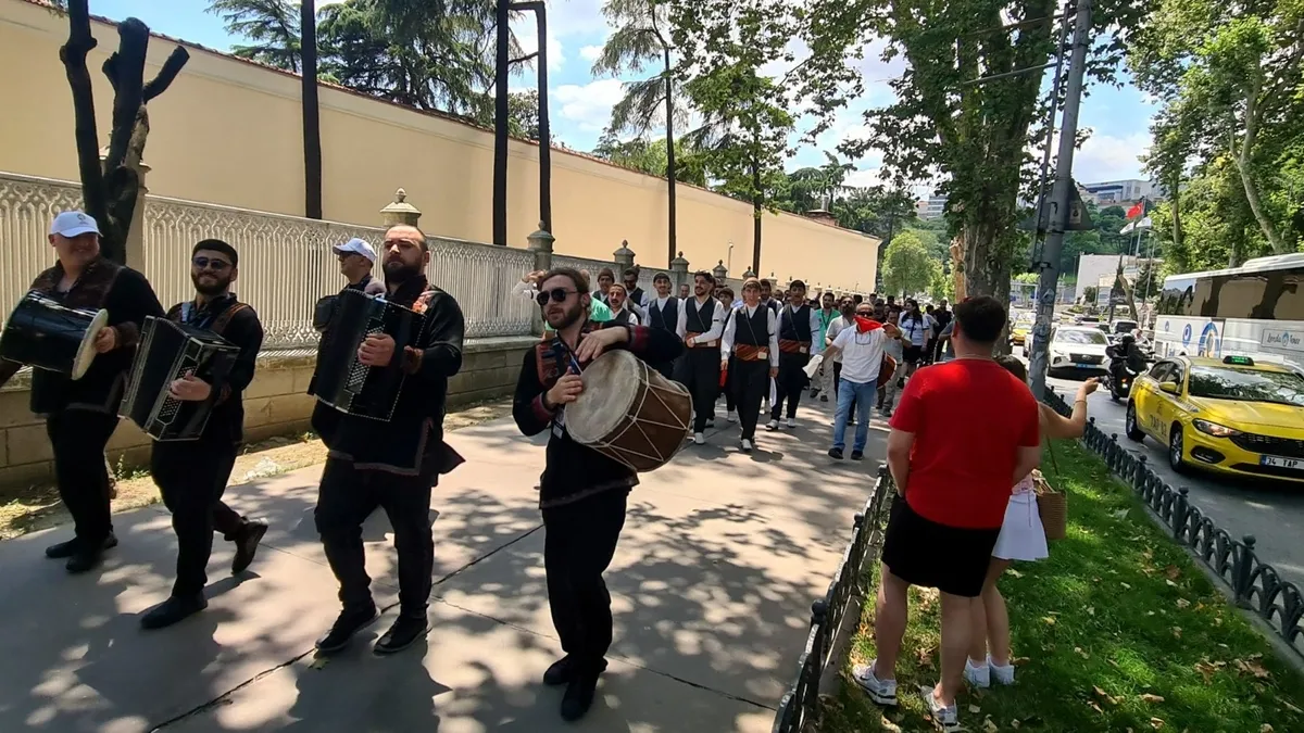 Dünya Halk Oyunları Yarışması, İstanbul'da coşkuyla başladı