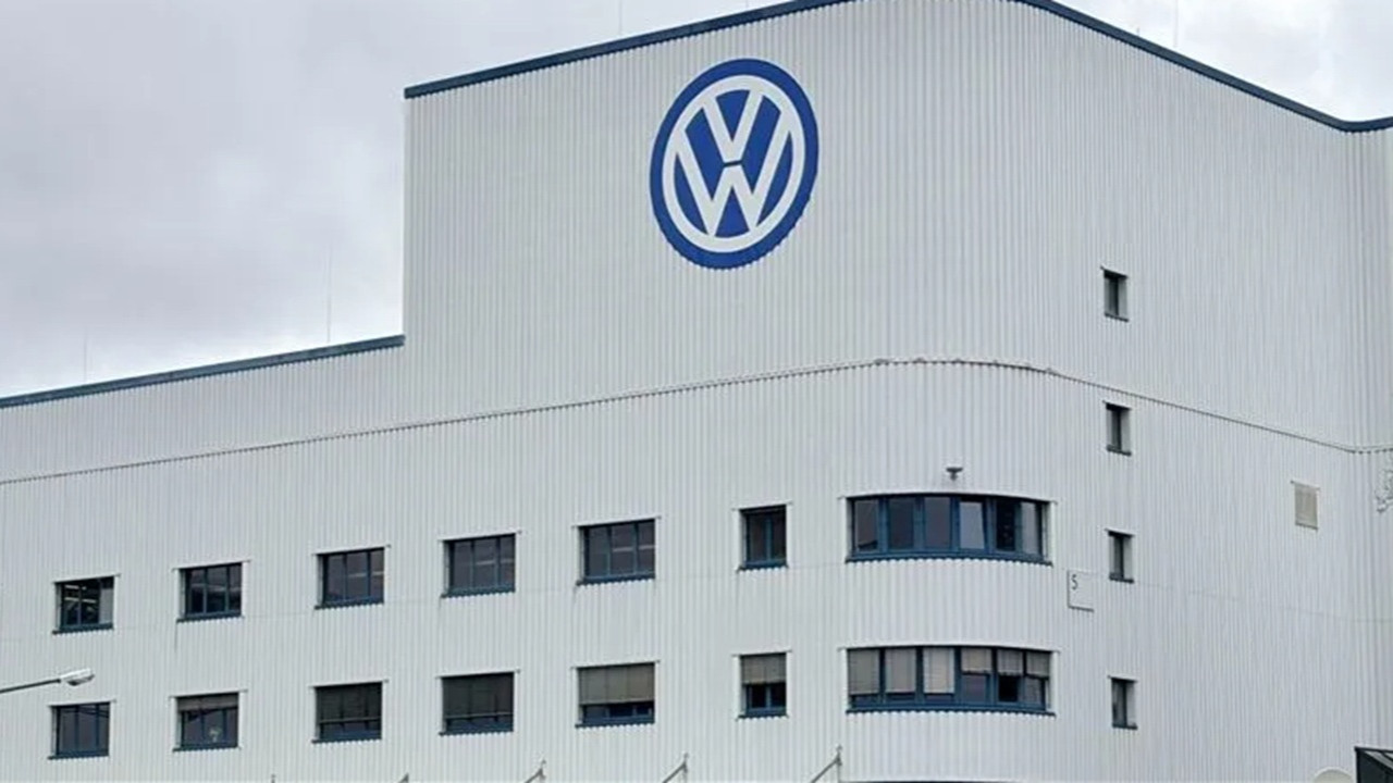 Volkswagen dört yıllık planını açıkladı: İstihdam ve fabrikalar belirsiz