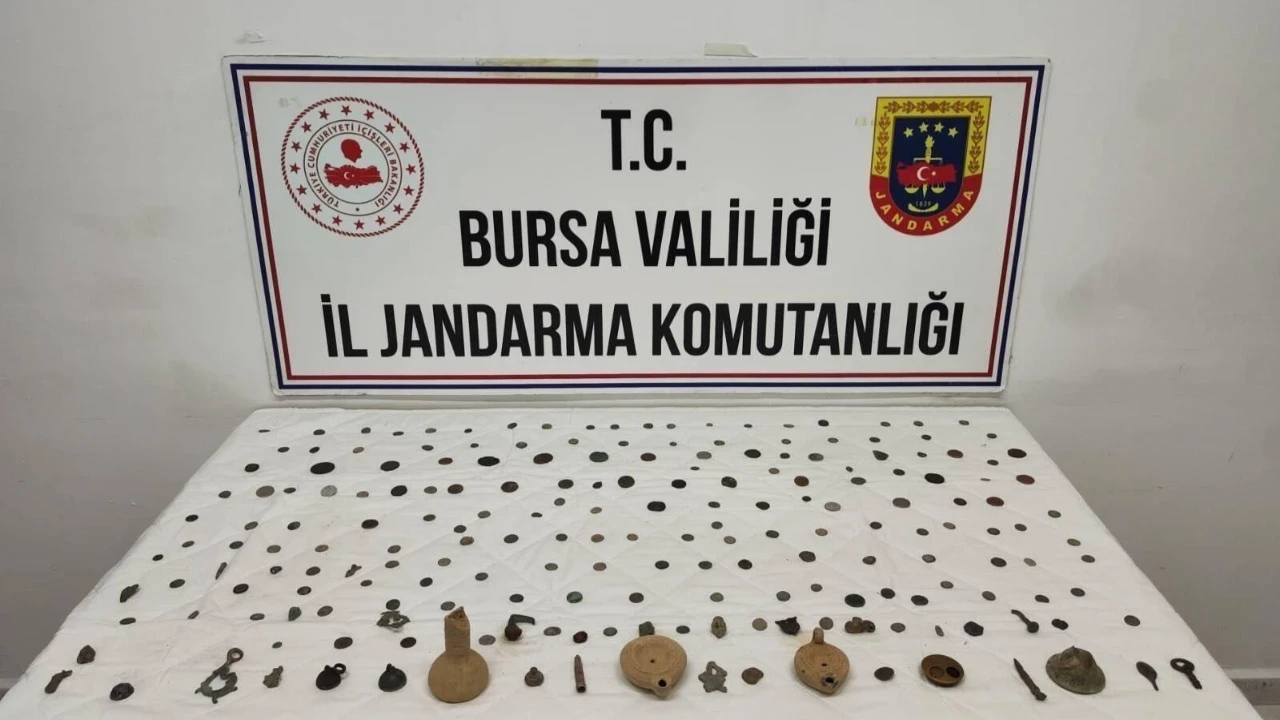 Bursa'da tarihi eser operasyonu: 2 şüpheli gözaltında