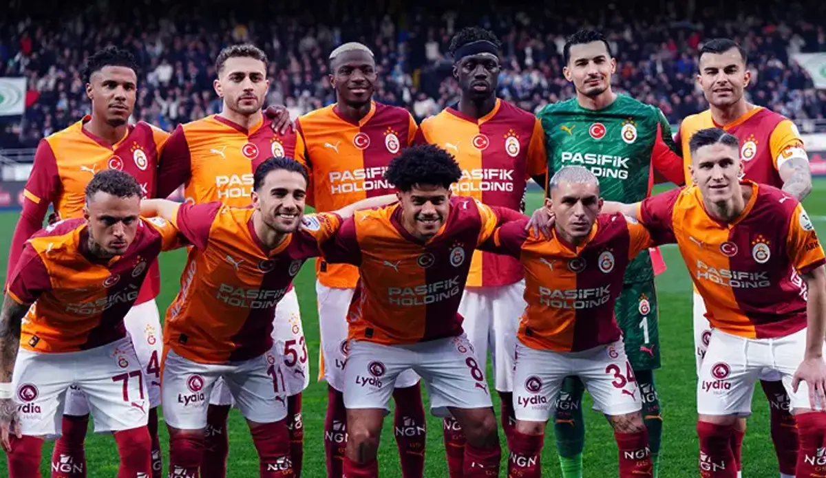 Galatasaray'ı transfer masasına oturtmak için İstanbul'a geliyorlar! Sürpriz ayrılık an meselesi