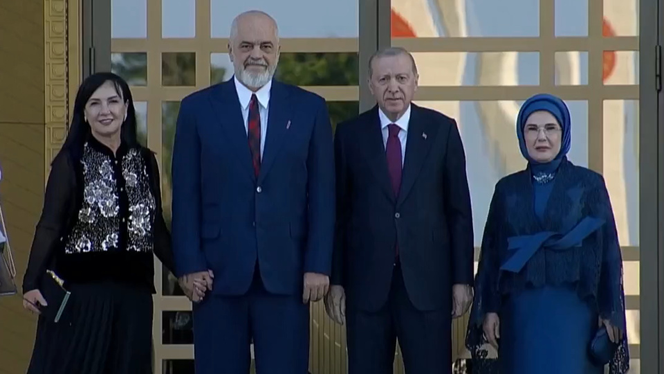 Cumhurbaşkanı Erdoğan, liderleri karşıladı