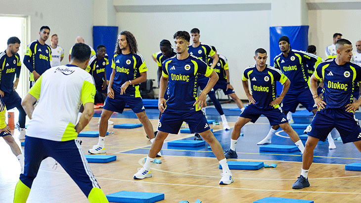 Fenerbahçe, yeni sezon hazırlıklarını sürdürüyor