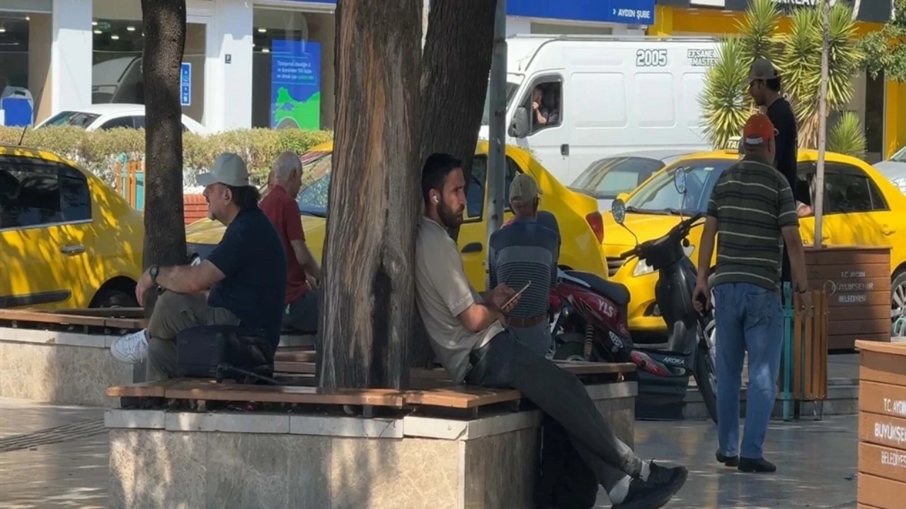 Aydın’da rekor sıcaklık: 5 dakikada 3 derece birden yükseldi