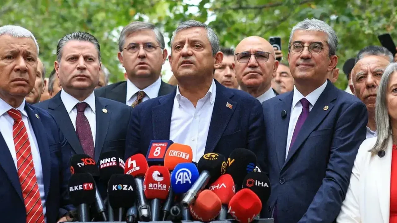 YENİ Parti grup yönetimi açıklandı! 6 kişilik kadro belli oldu