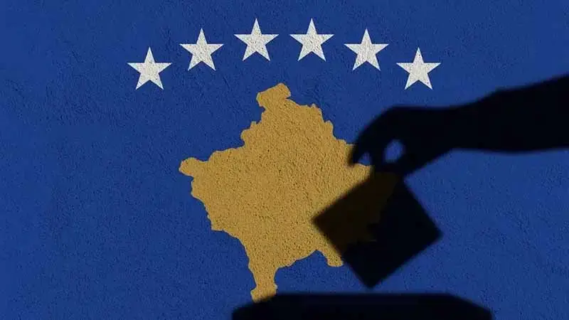 Kosova'da seçmenler, erken genel seçim için sandık başına gitti