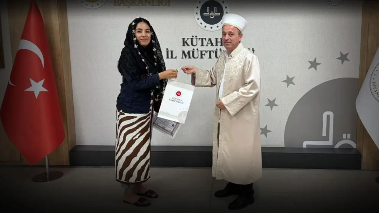 Meksika'dan Kütahya'ya uzanan hidayet yolu: Rubi Martinez Müslüman olup 'Ayşe' adını aldı