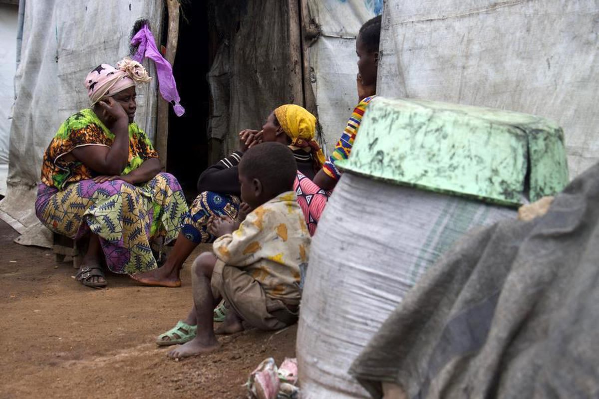 Bm: Kongo'da Yerinden Edilmiş Kişilerin Kaldığı Kamplardaki Koşullar Ebola Riskini Artırıyor