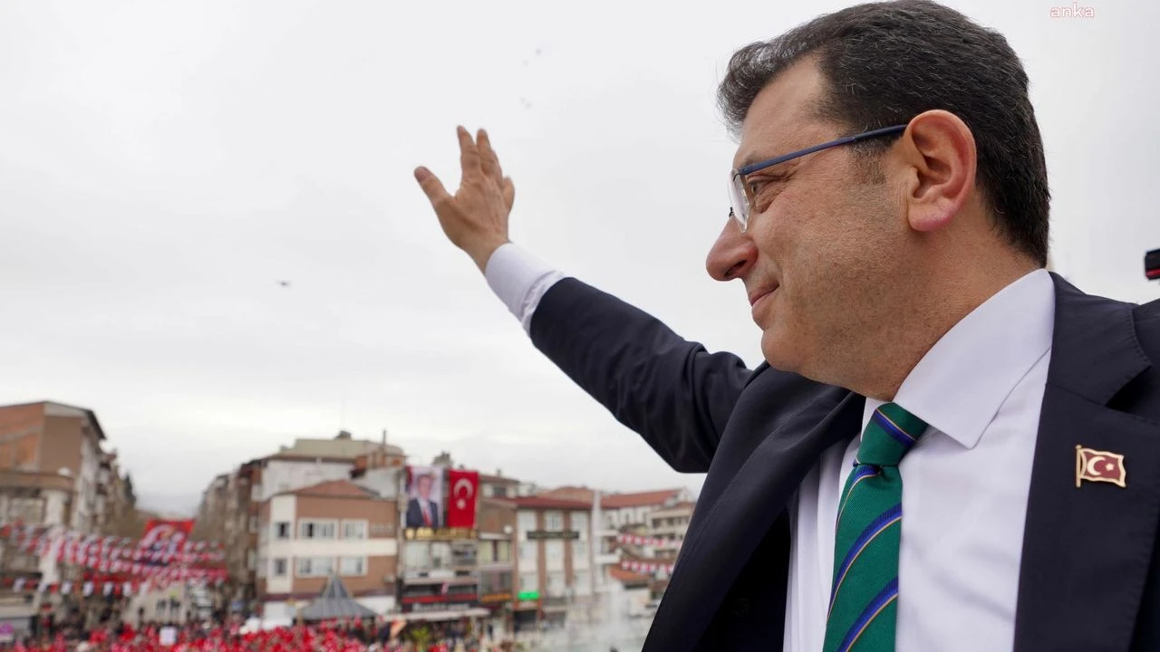 İmamoğlu'nun "bilirkişi davasında" karar çıkmadı! Mahkemeden erteleme kararı