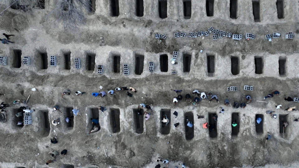 Demokrat senatörlerden Pentagon'a İran Minab saldırısı raporu baskısı