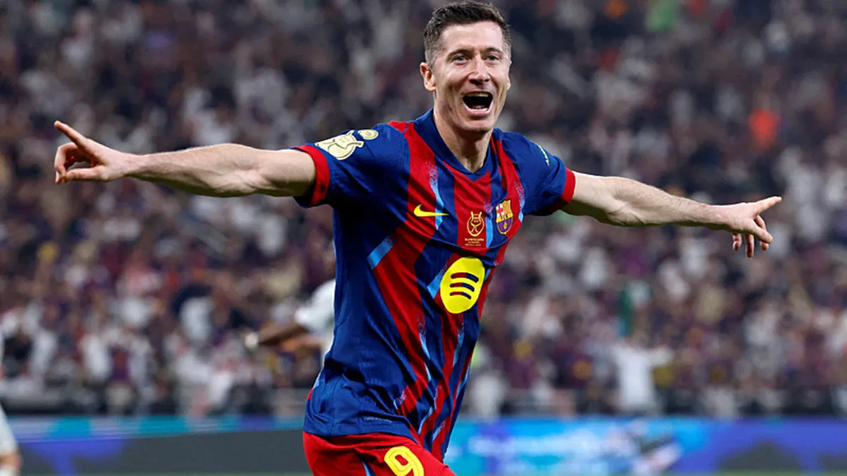 Futbol tarihinin en iyi 25 forvet oyuncusu! Yapay zekadan olay liste...