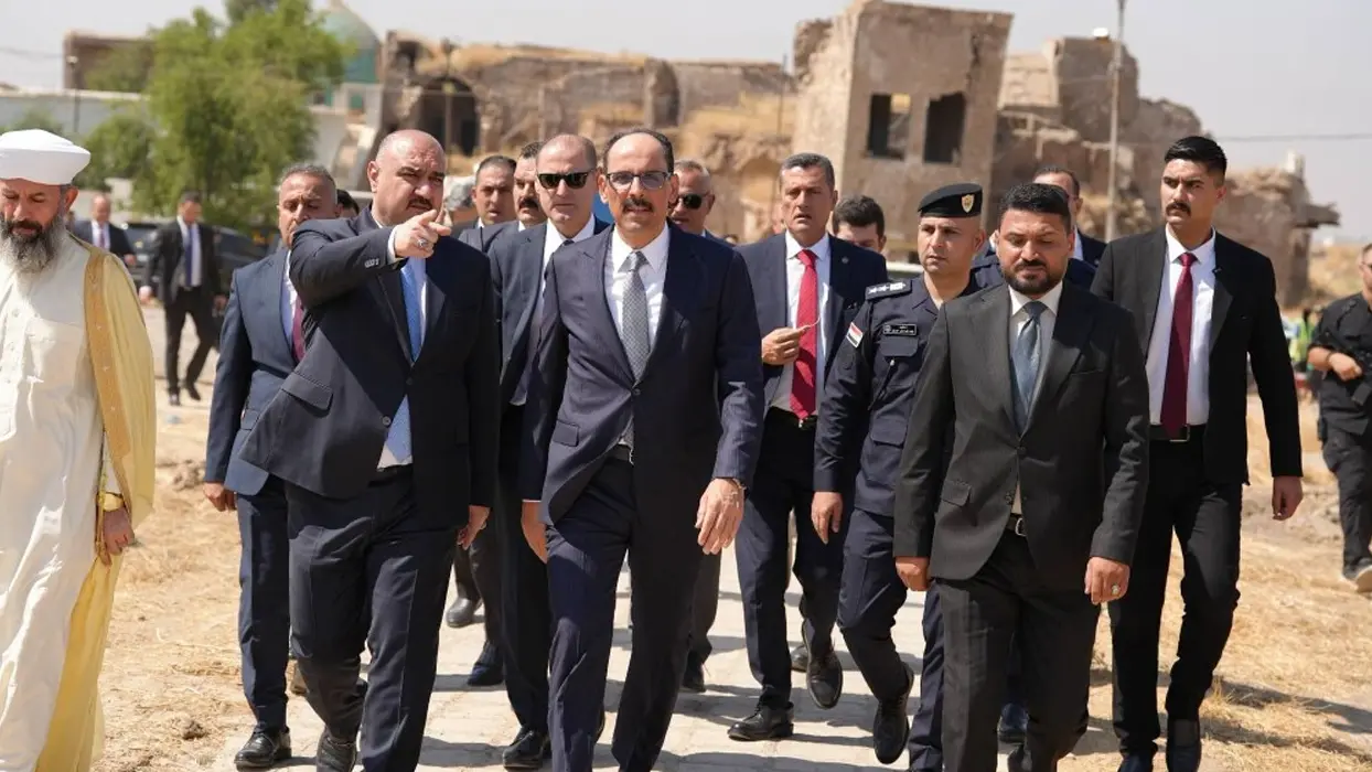 MİT Başkanı Kerkük'te! İbrahim Kalın tarihi kalede incelemelerde bulundu