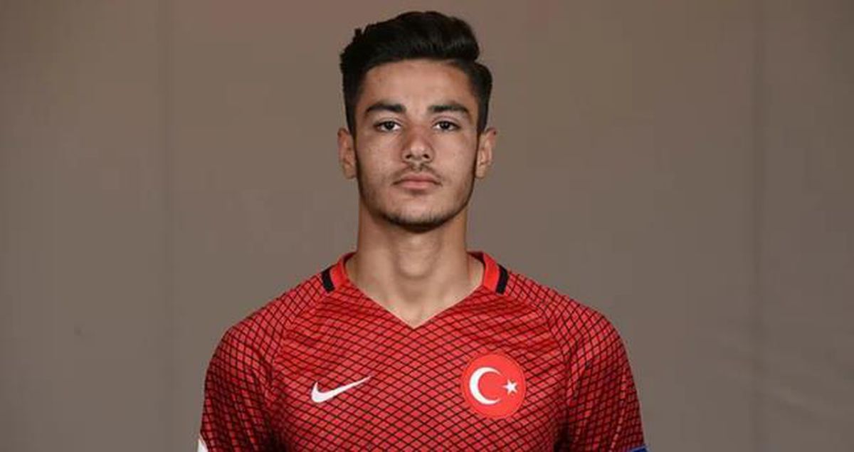 Ozan Kabak kimdir? Defans Ozan Kabak kaç yaşında, nereli, hangi takımda oynuyor?