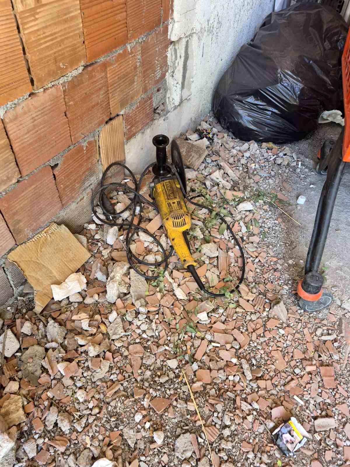 Tarladaki 'balyoz' çalışması ormanı yakmış: Arazi sahibi tutuklandı