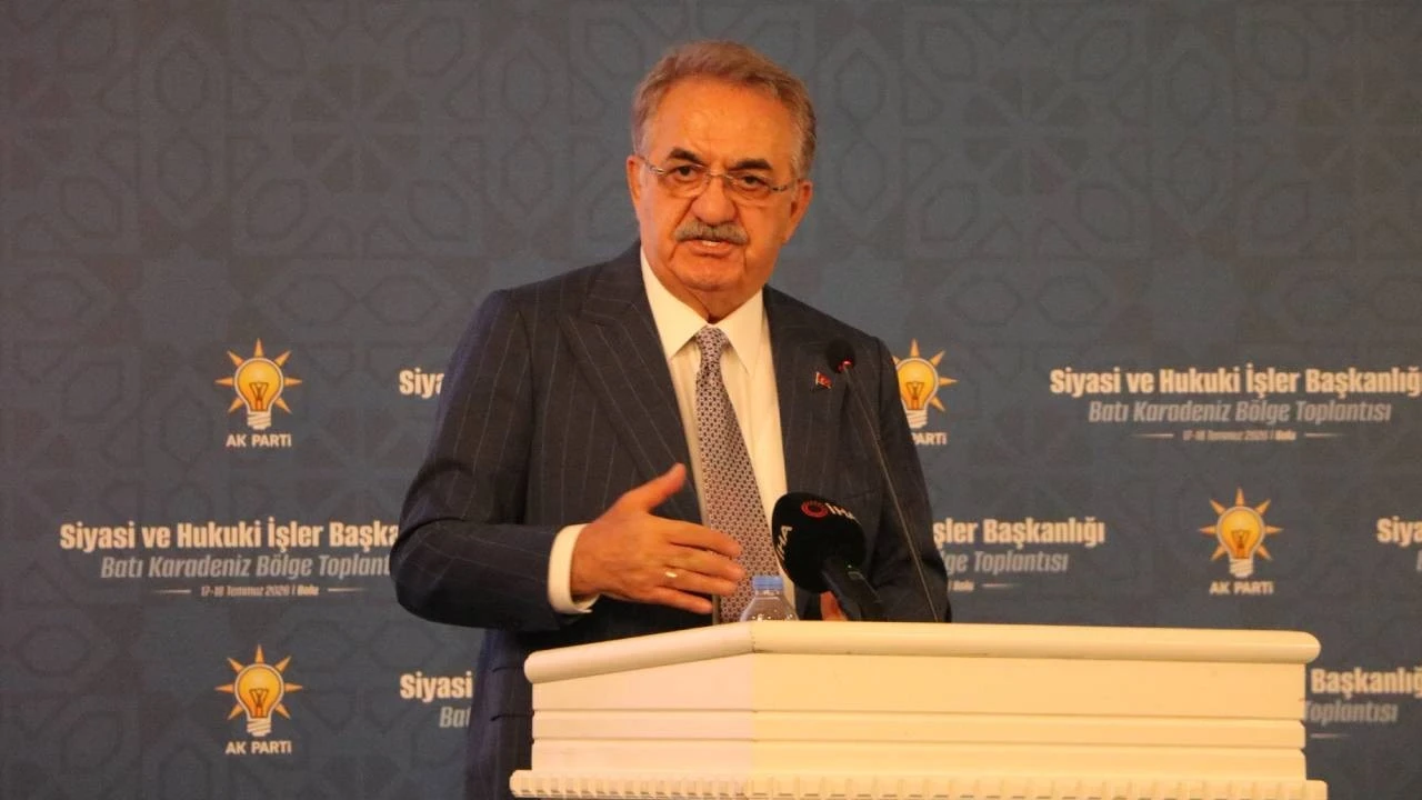 AK Parti'den yeni anayasa mesajı: Referanduma gidilecek! Genel Başkan Yardımcısı Hayati Yazıcı duyurdu