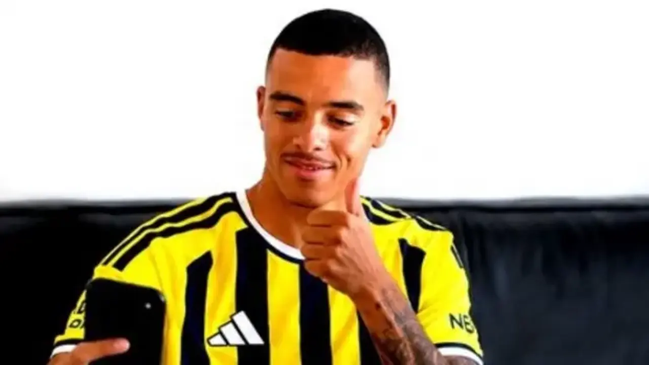 Fenerbahçe'de Greenwood formayı giydi! Cihan Kamer ve Oğuz Çetin oyuncuyla yola çıktı